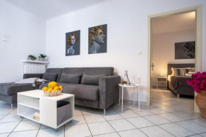Easy Living City Apartment